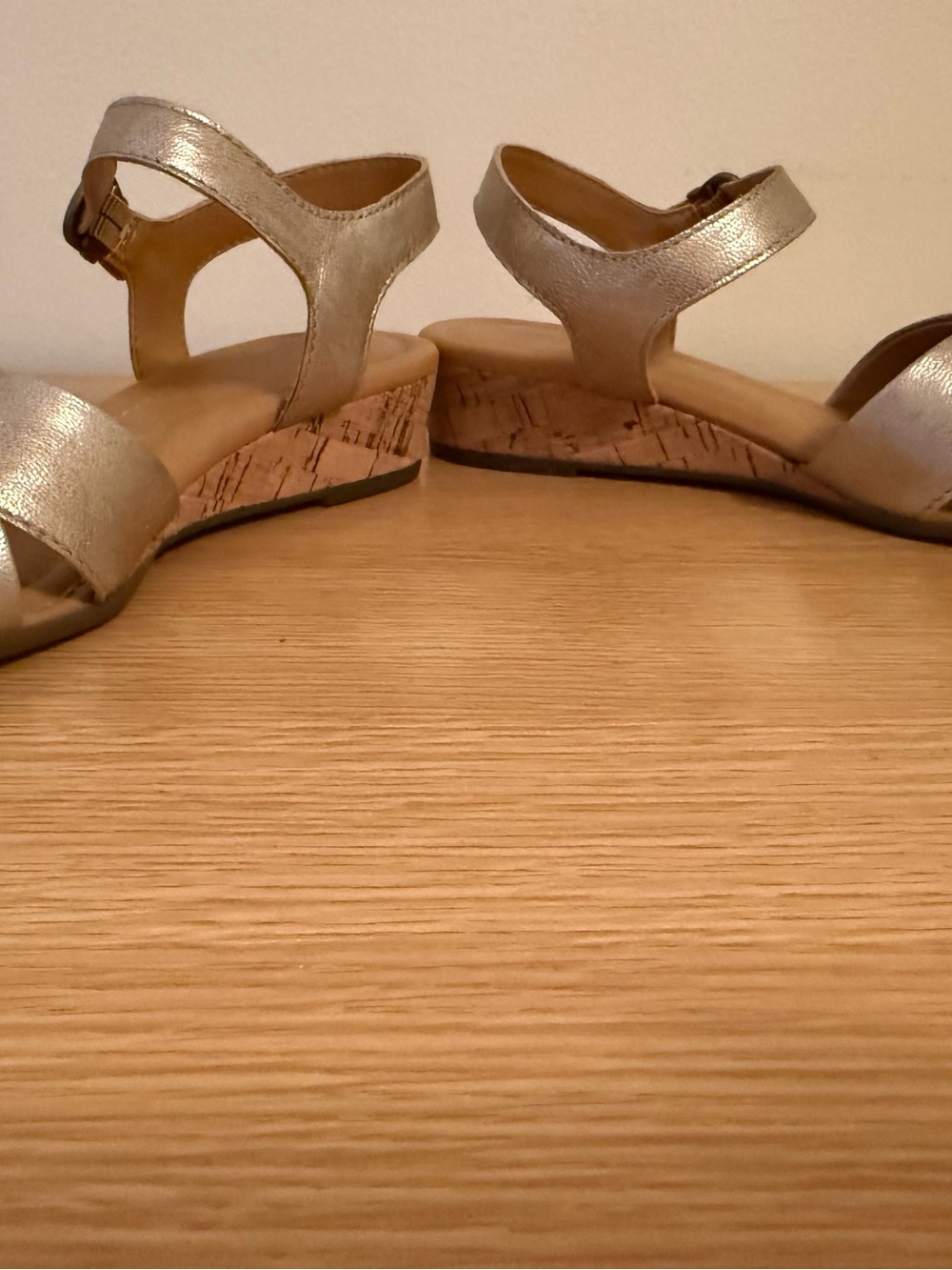 Born  Crossband Ankle-Strap Sandals - Picture 4 of 5